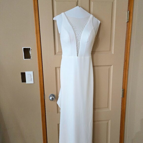 Essense of Australia Wedding Dress Style D3763 - Picture 7 of 15